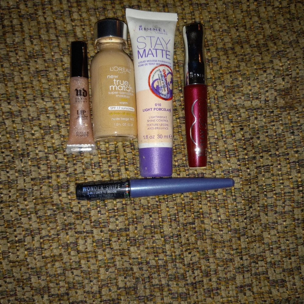Assorted Makeup Lot